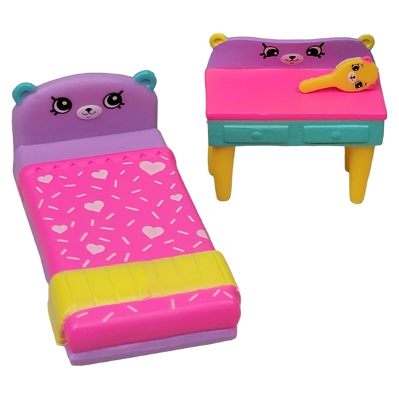 Shopkins Happy Home Makeover w Pia Puzzle & Colorissa 3" Dolls - Picture 4 of 8